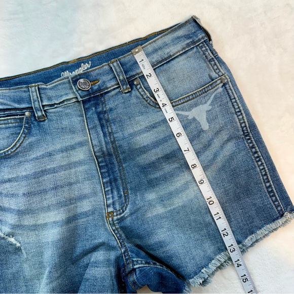 Texas Longhorns Wrangler Denim Blue Jean Cutoff Distressed Shorts Women's Sz 11 - Picture 7 of 11